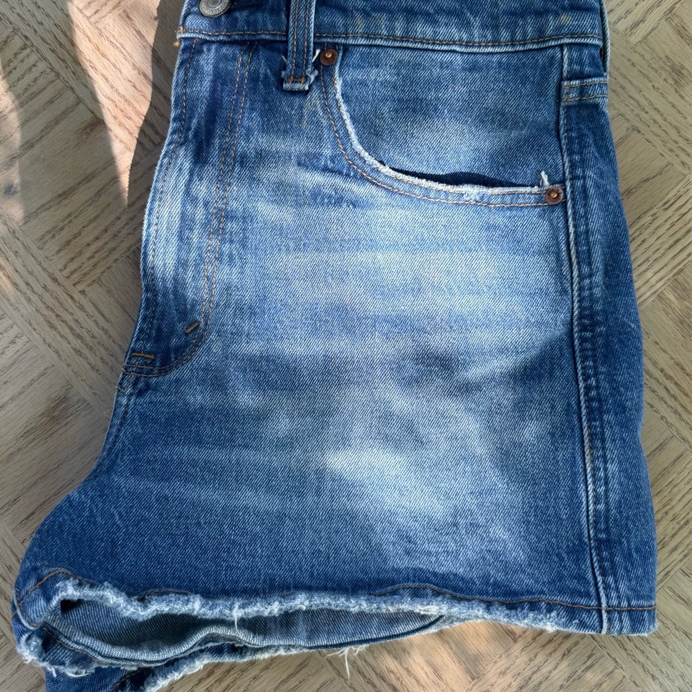 Abercrombie & Fitch Classic Blue Jean Shorts - Picture 3 of 4
